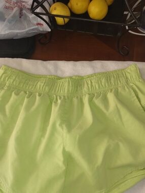 Athletic Works Lime Green Elastic-Waist Athletic Shorts 1317